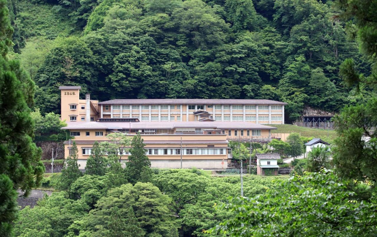 Gokasanso Hotel Nanto Exterior photo